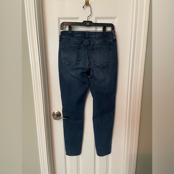 Crown & Ivy skinny blue jeans - Picture 2 of 4